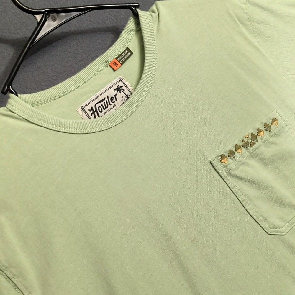 Howler Bros T-Shirt Men's M Green Short Sleeve Pocket Tee